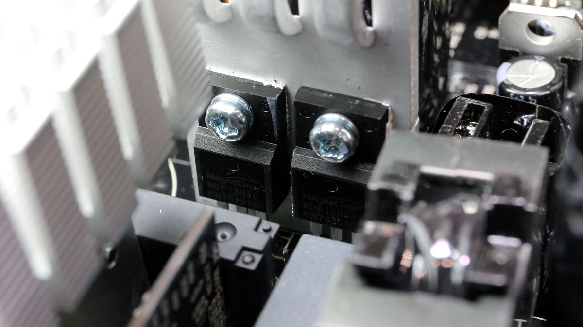 EVGA SuperNOVA 750 GA