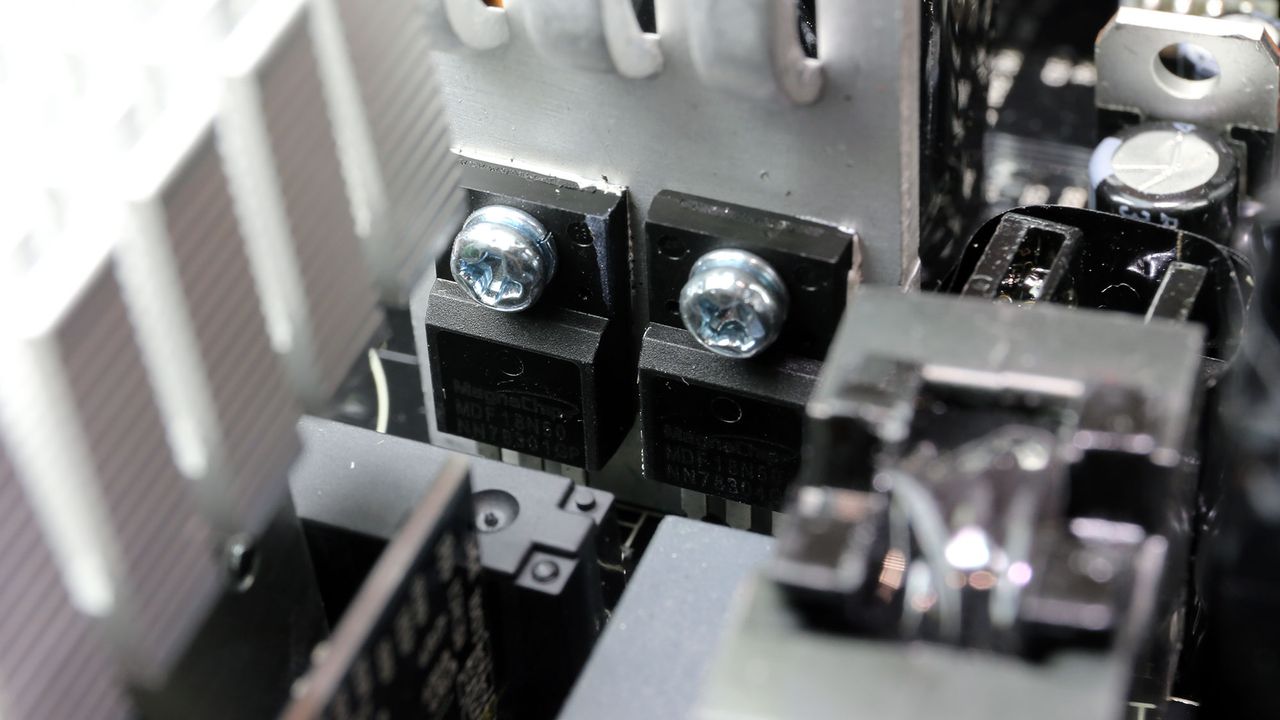 EVGA SuperNOVA 750 GA