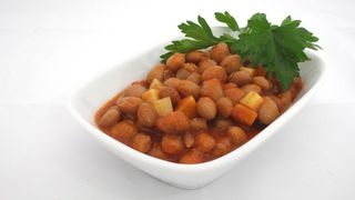 How to eat healthily at home: a bowl of bean stew