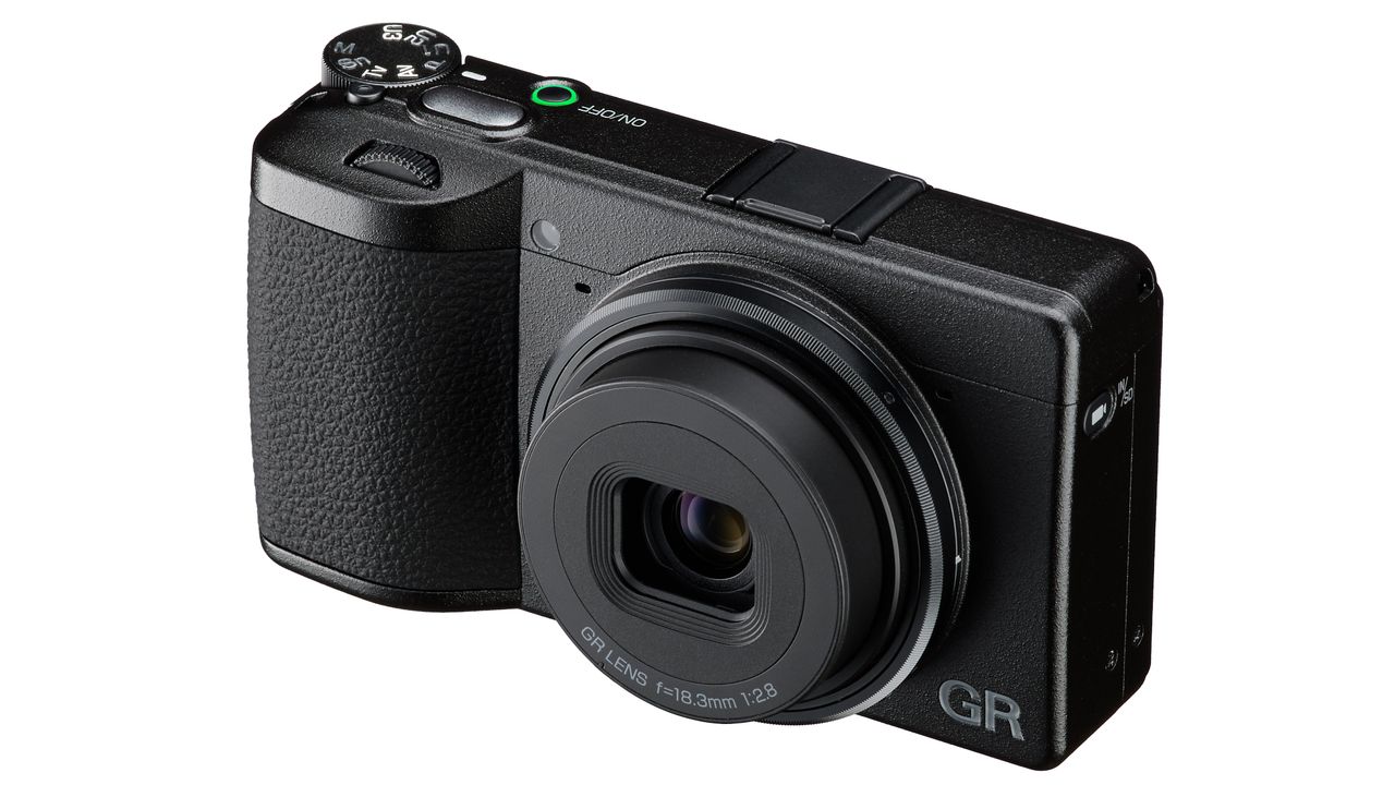 Ricoh GR IV HDF
