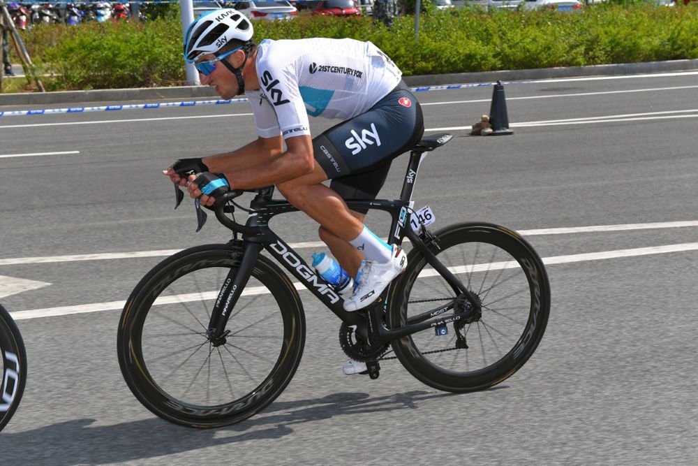 Gianni Moscon (Team Sky) goes deep