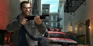 Nico with a shotgun in Grand Theft Auto 4.