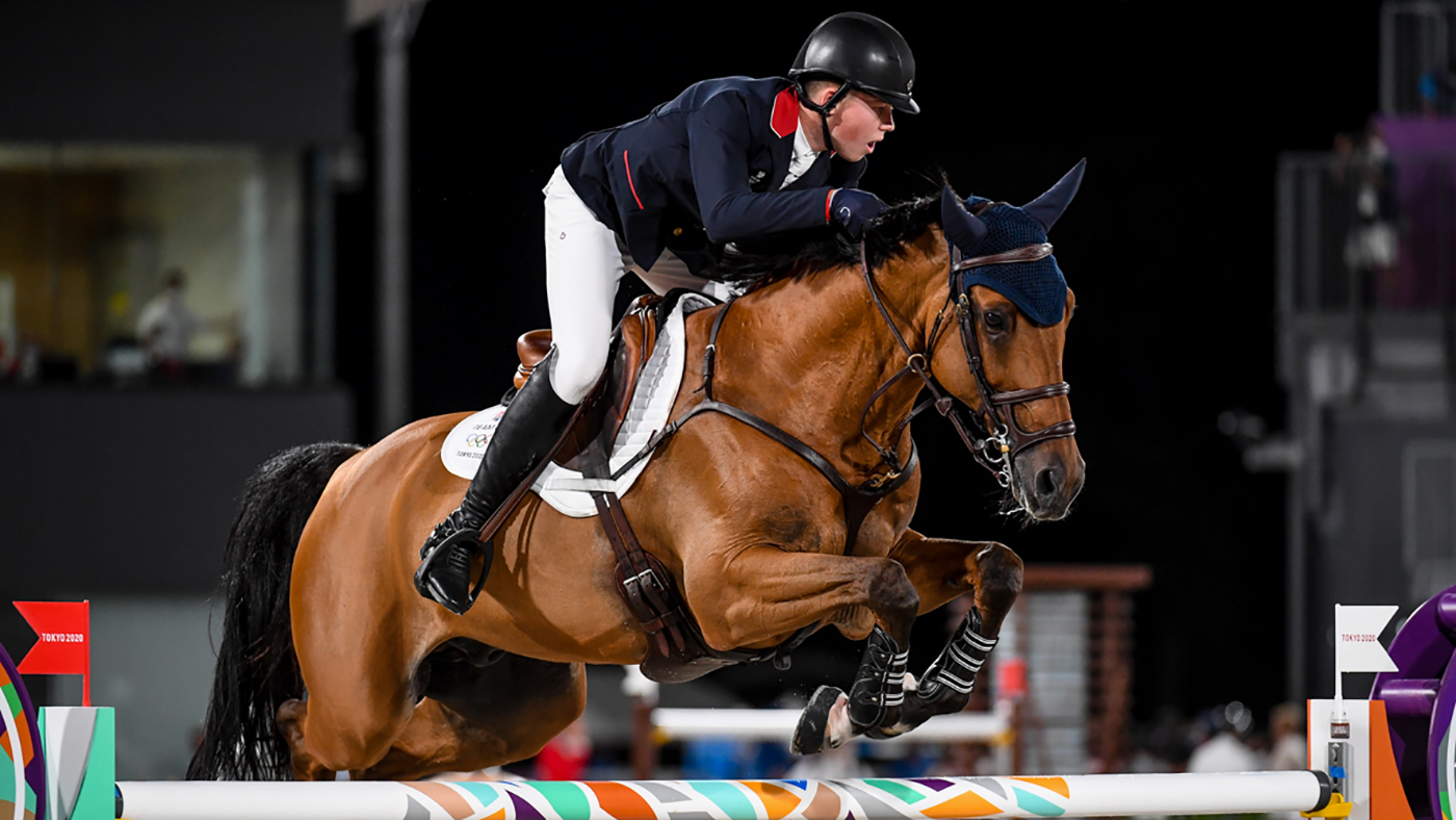 Harry Charles riding Romeo 88 in the Olympic showjumping individual final at Tokyo 2020 Olympic Games