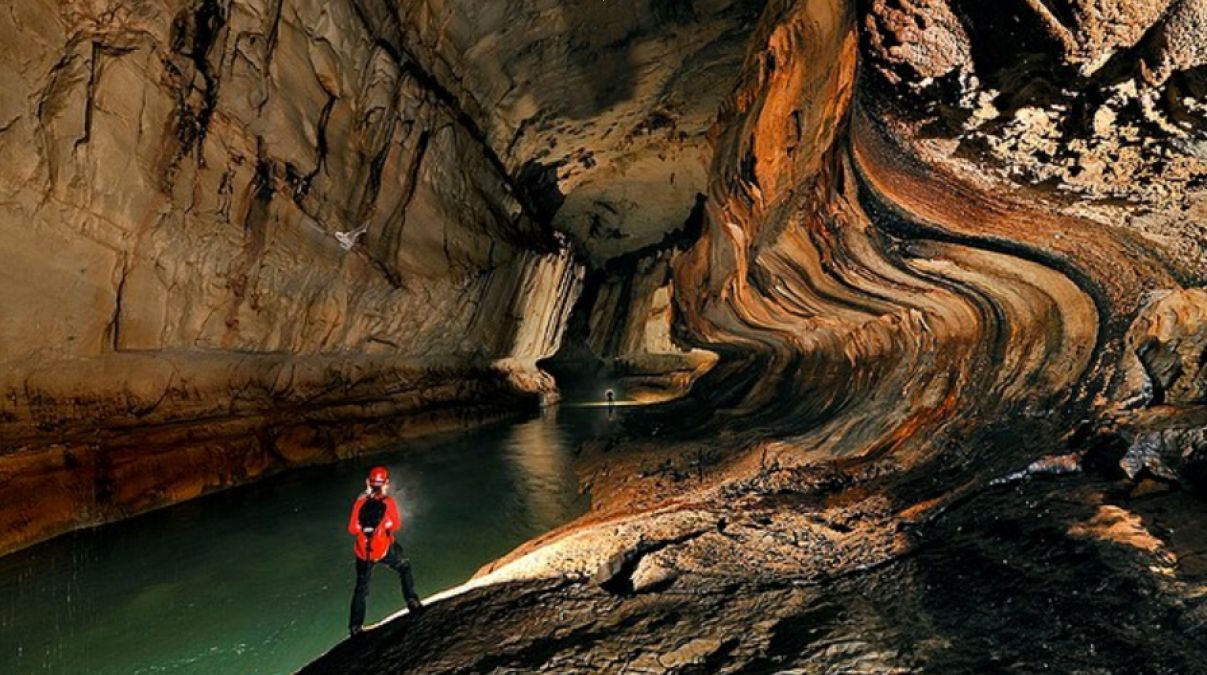 caving