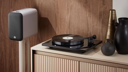 The Goldring GR3 turntable in a modern home