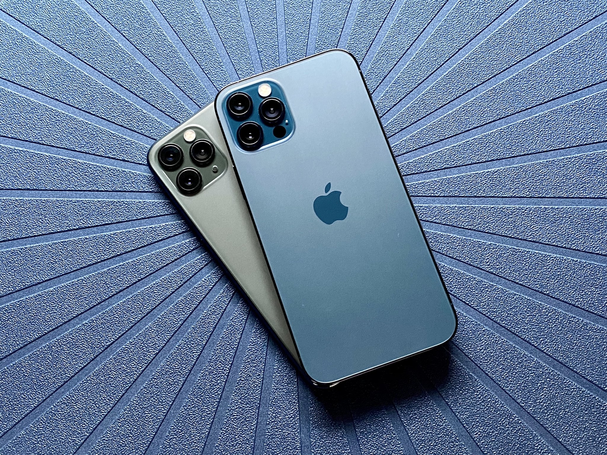 Iphone 12 Pro Pacific Blue Iphone 11 Midnight Green Blue