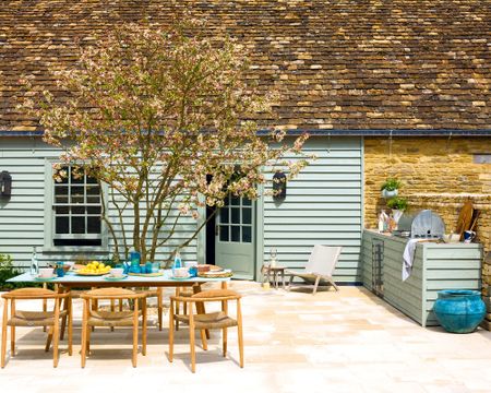 Outdoor kitchen ideas