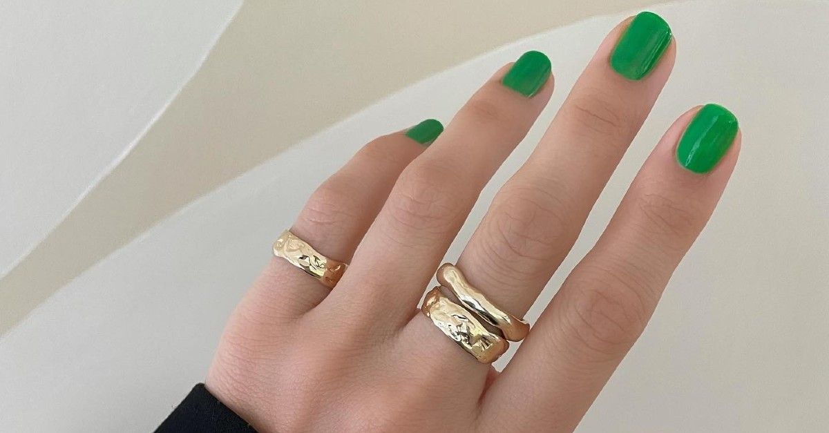 Discovered: 20 Neon Inexperienced Nail Designs That All the time Look Stylish