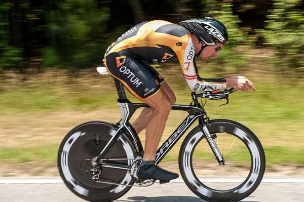 Tom Zirbel (Optum) looking fast the first time by.