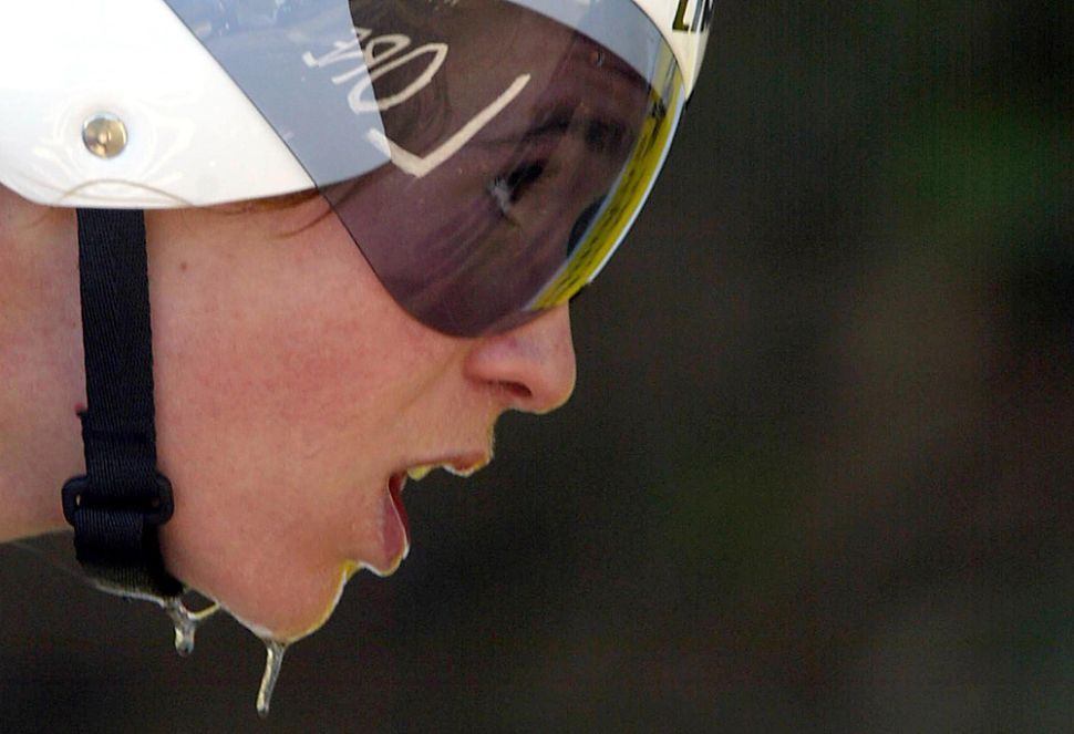 Canadian Genevi&egrave;ve Jeanson on her way to finish 14th in the Women time trial at the World road race cycling championships held in Zolder, Belgium, 09 October 2002.