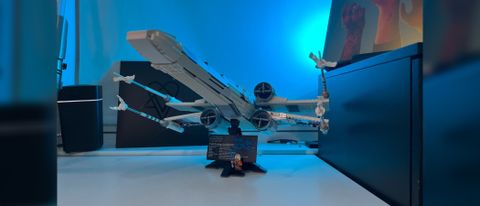 Lego Star Wars UCS X-Wing Starfighter 75355-ship on stand view (21 by 9).