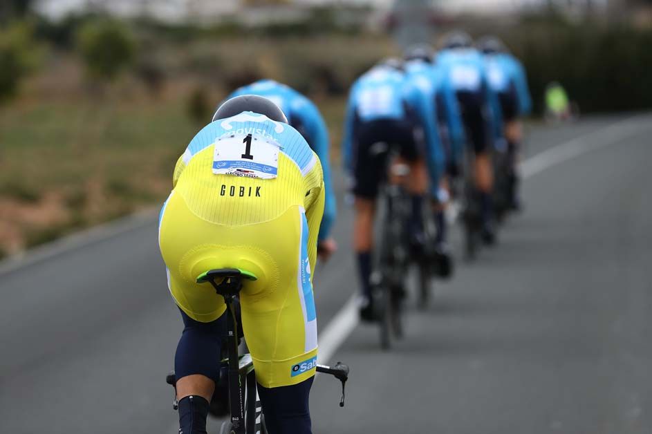 Alejandro Valverde at the back of the Movistar train