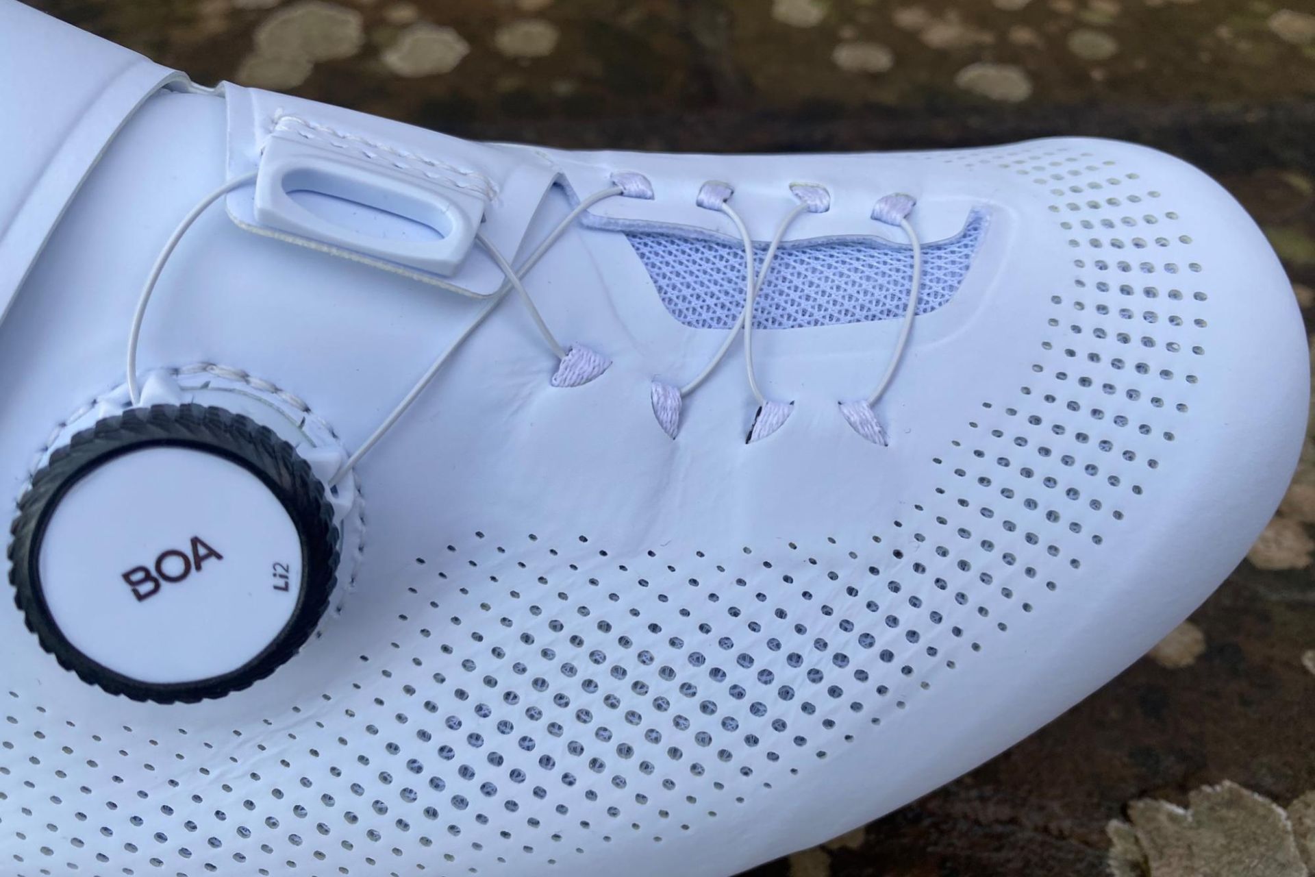 Image shows the Shimano S-Phyre RC903 shoes