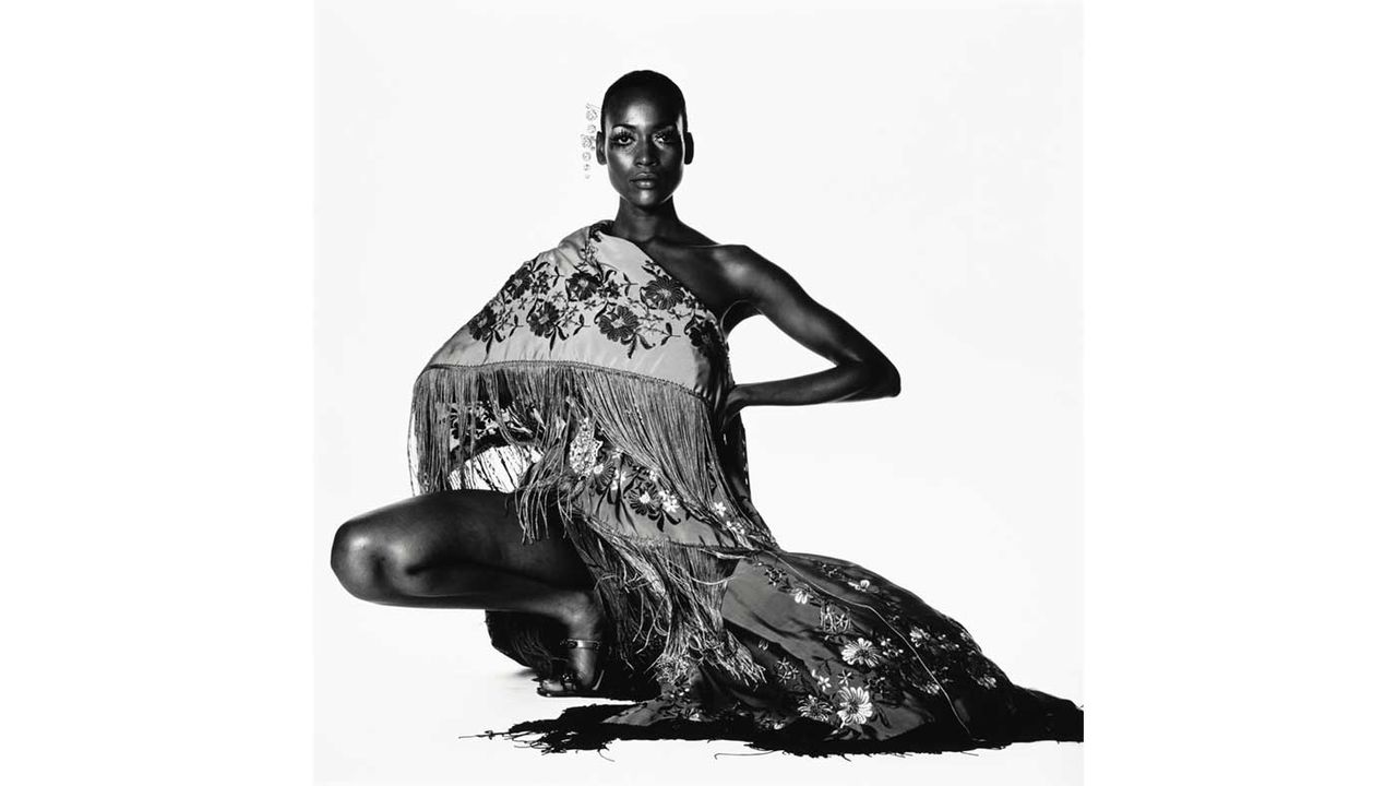 naomi-sims-in-scarf.jpg