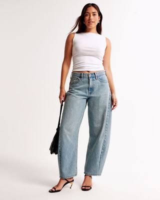 Curve Love Mid Rise Barrel Jean