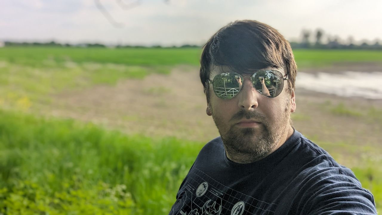 200 photos google pixel 8a vs google pixel 6 pro