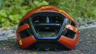 Back view of Abus Powerdome MIPS helmet