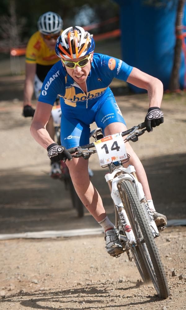 Emil Lindgren wins the sprint.
