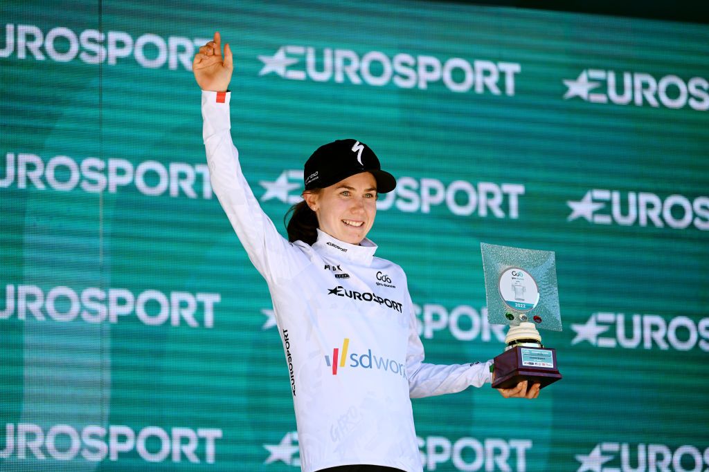 ALDENO ITALY JULY 08 Niamh FisherBlack of New Zealand and Team SD Worx White Best Young Jersey celebrates at podium during the 33rd Giro dItalia Donne 2022 Stage 8 a 1047km stage from Rovereto to Aldeno GiroDonne UCIWWT on July 08 2022 in Aldeno Italy Photo by Dario BelingheriGetty Images