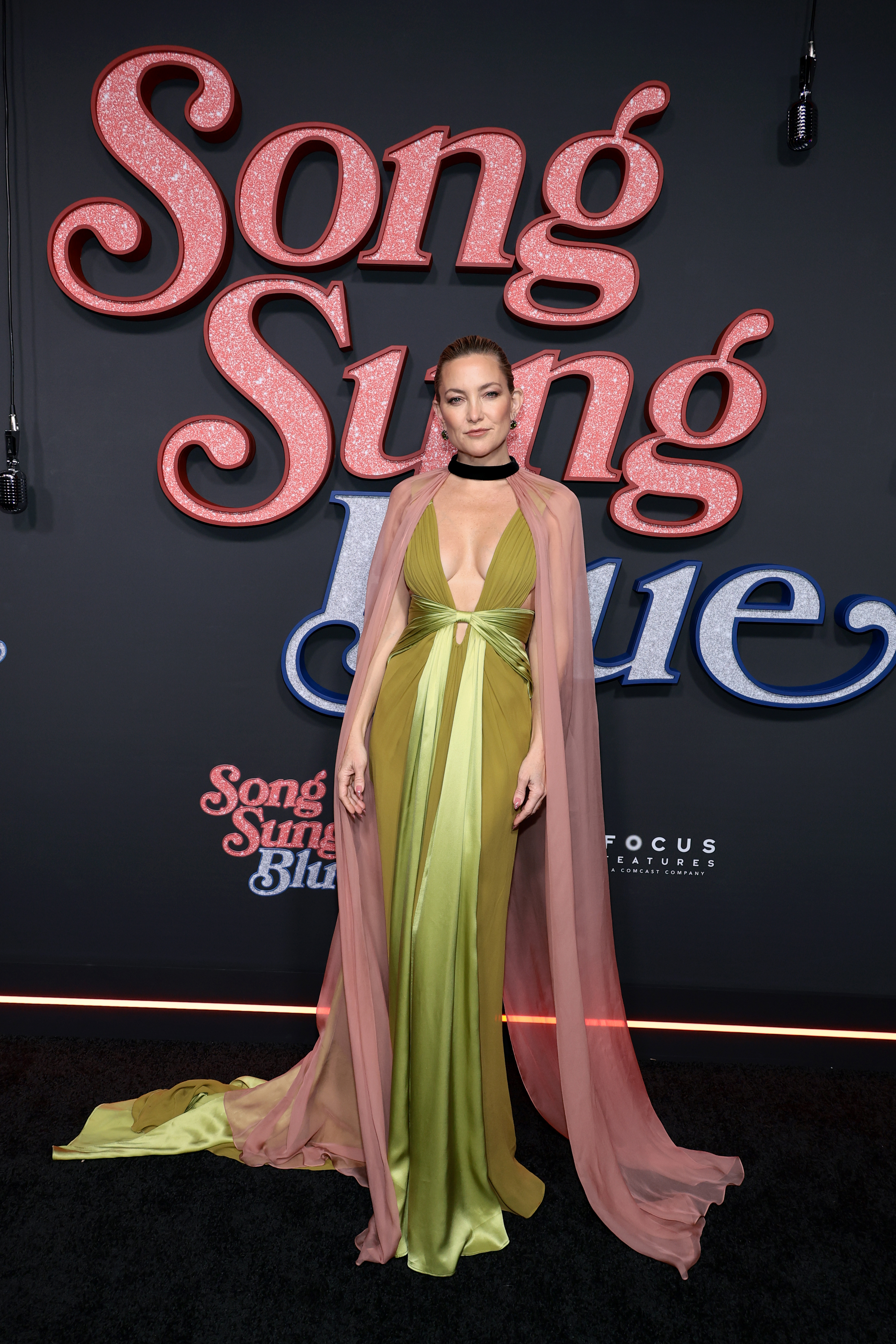 NEW YORK, NEW YORK - DECEMBER 11: Kate Hudson attends the "Song Sung Blue" New York Premiere at AMC Lincoln Square Theater on December 11, 2025 in New York City. (Photo by Dimitrios Kambouris/Getty Images)