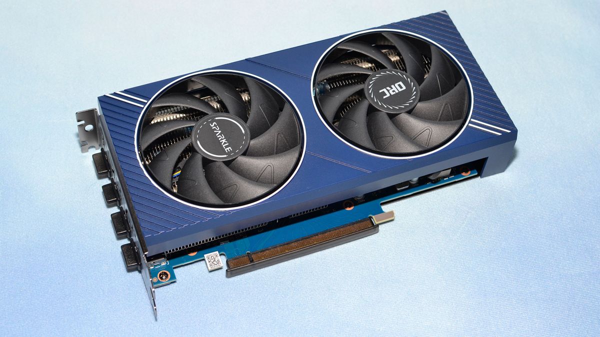 Intel Arc A580 photos and unboxing