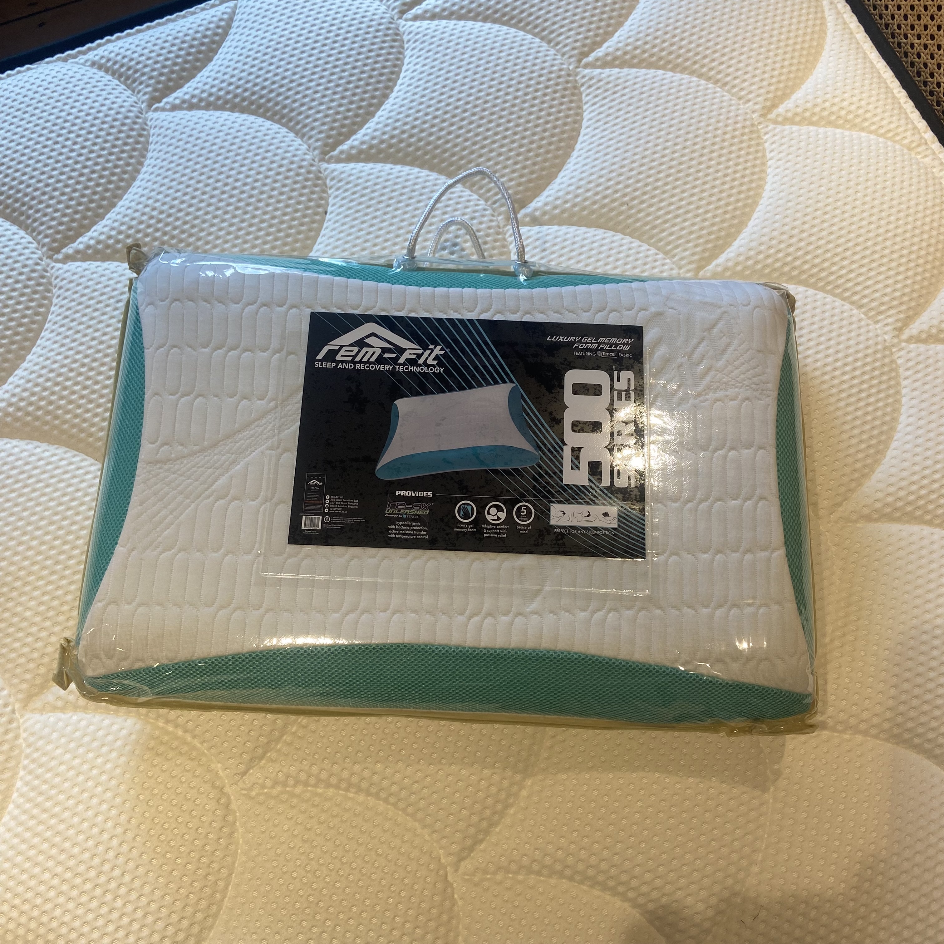 REM-Fit 500 Cool Gel Pillow testing