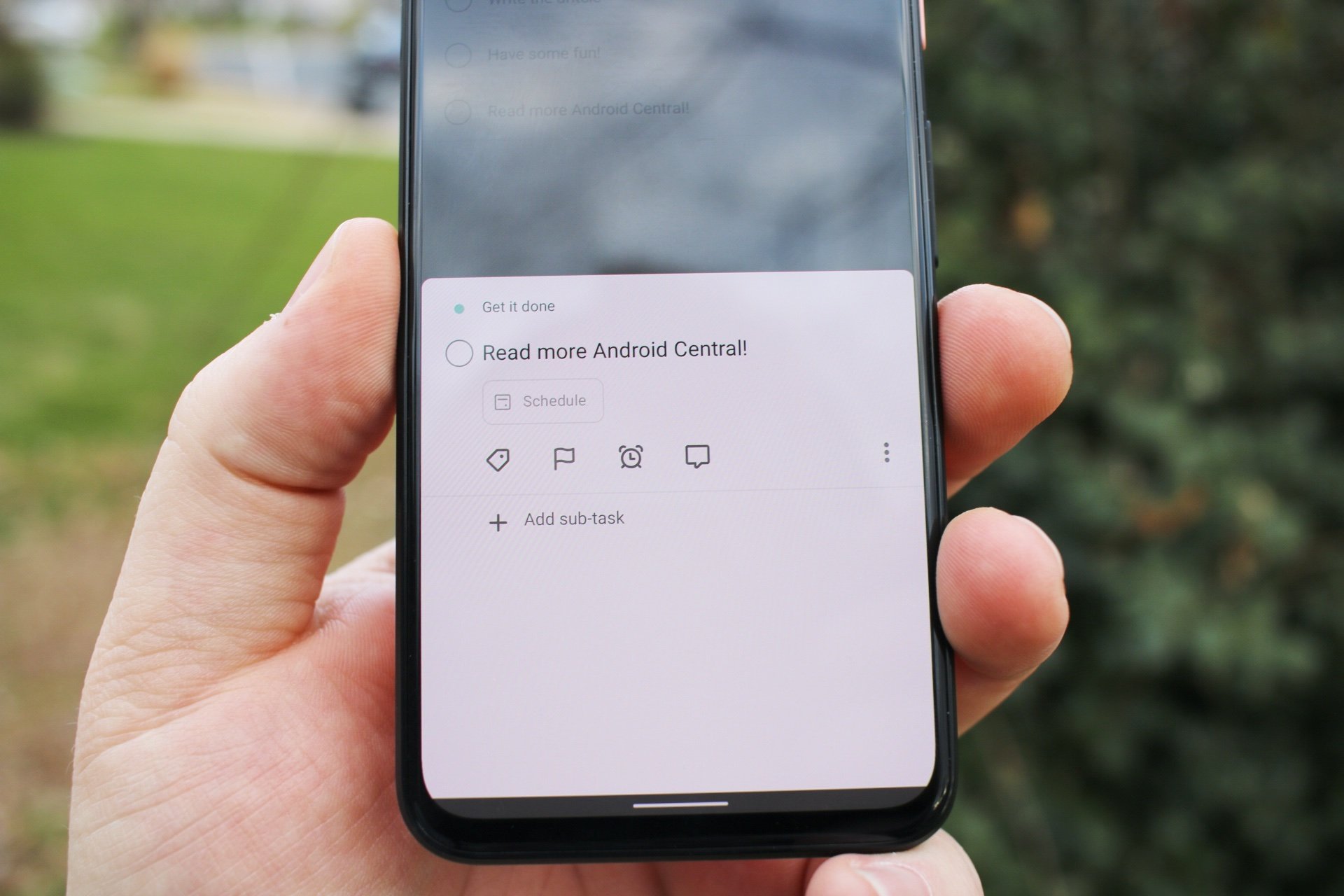 Tarefa Todoist Fechar o Pixel 4 do lado de fora