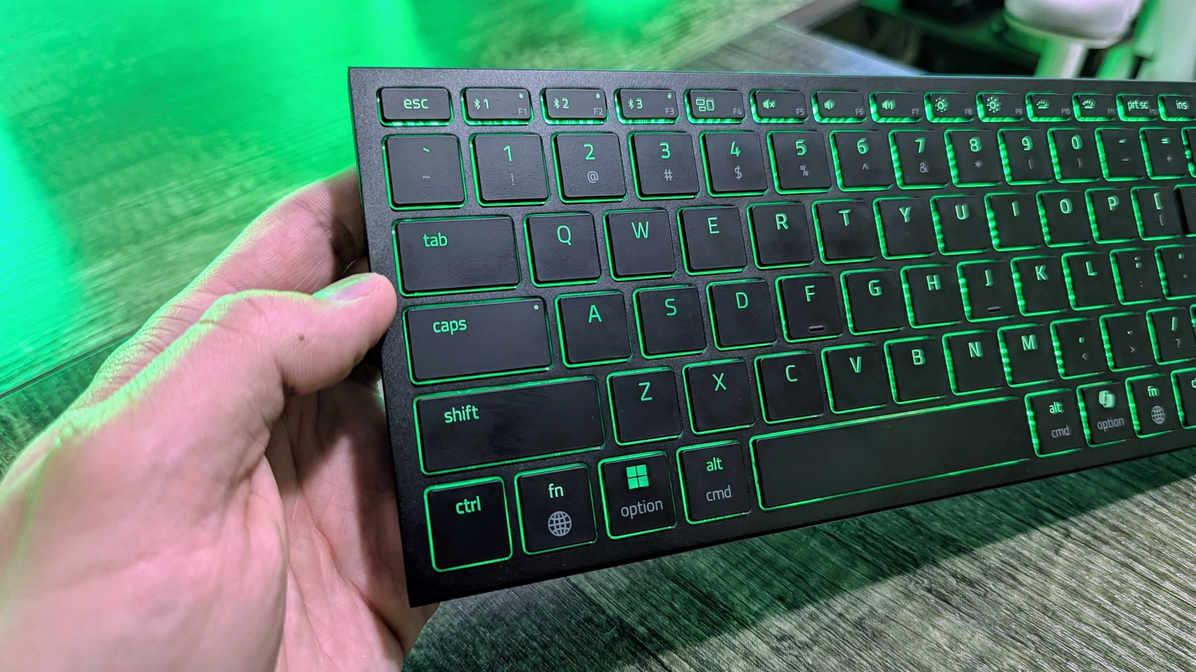 Image of the Razer Joro wireless gaming keyboard.