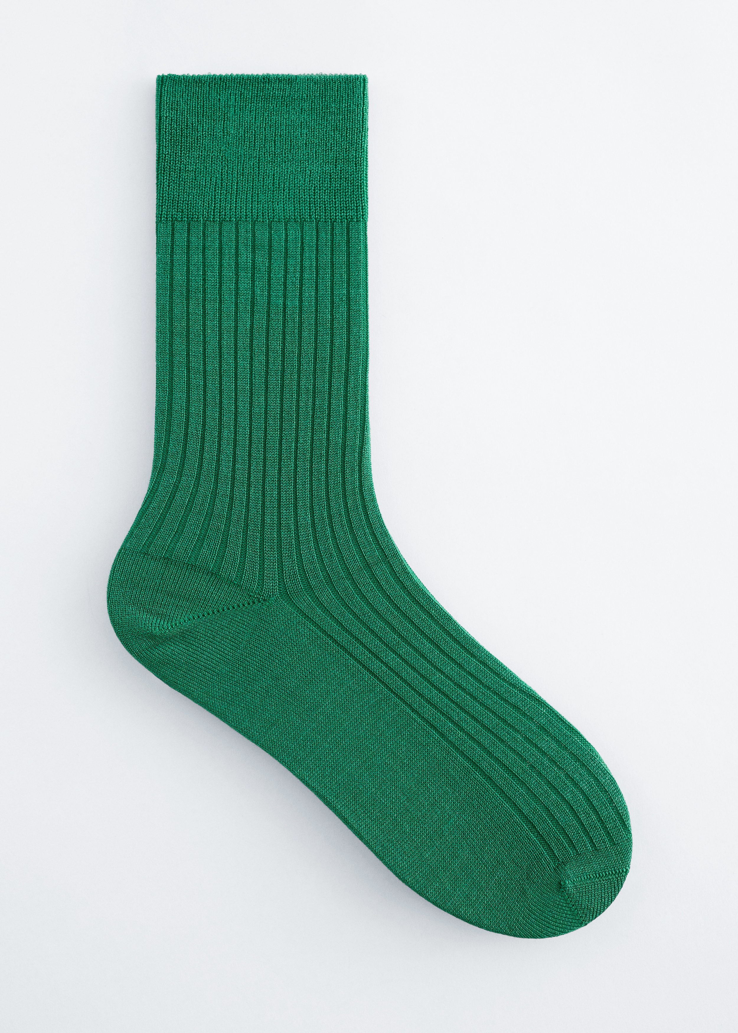 Ribbed Silk Socks