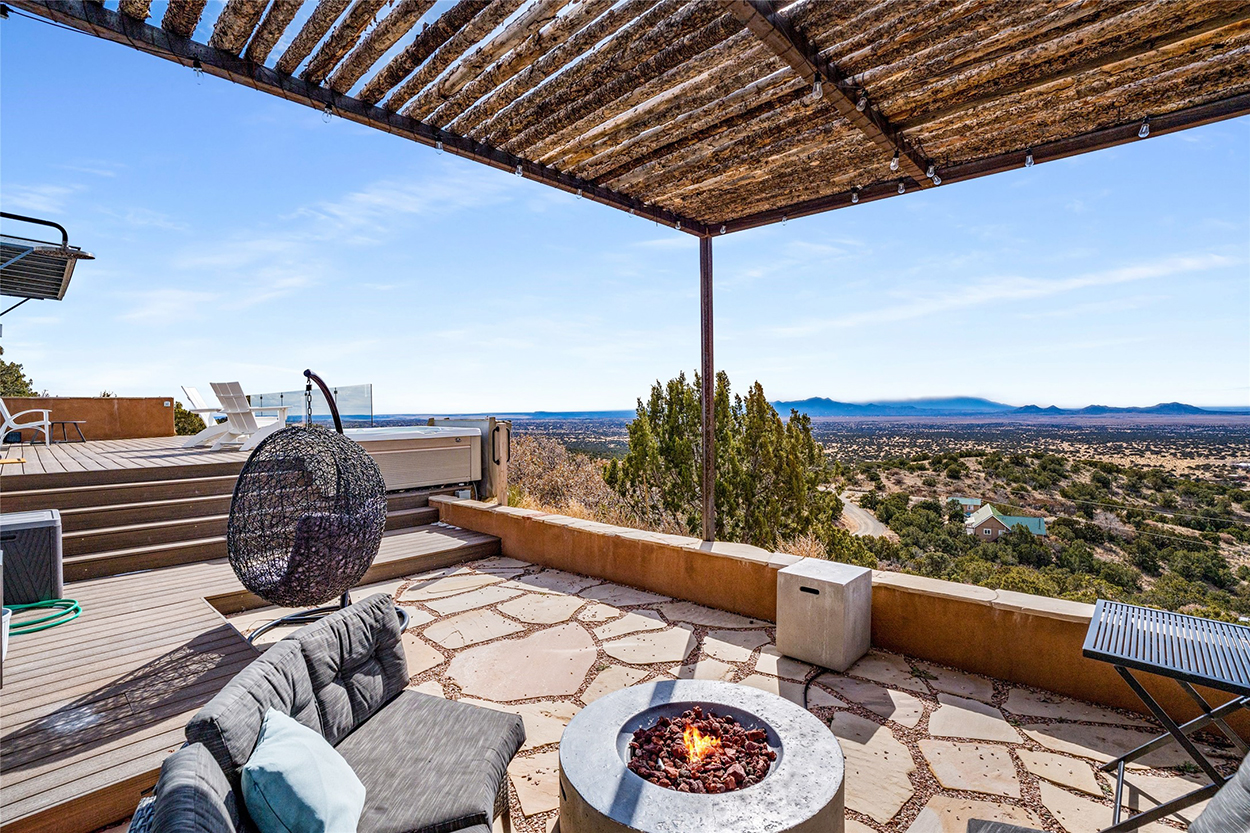 Santa Fe home deck