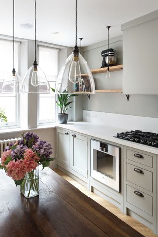 7 Modern Kitchen Décor Tips for 2019 from a Luxury Interior Designer