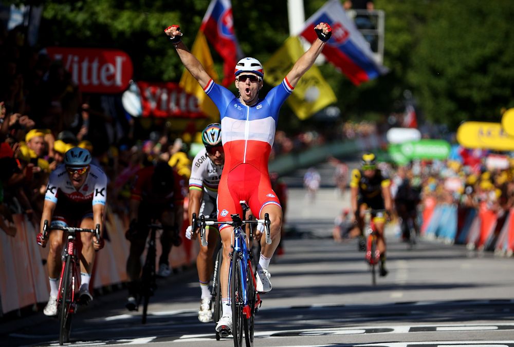 Arnaud Demare wins stage 4 at the Tour de France