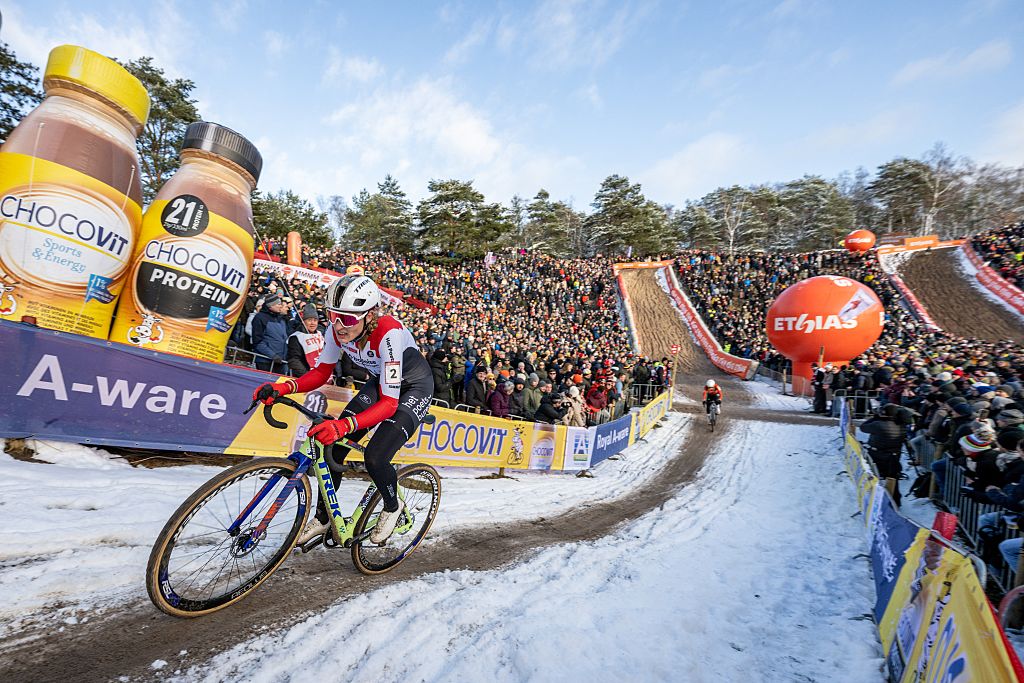 Snow and icy conditions affecting cyclo-cross National Championships in Belgium and the Netherlands 