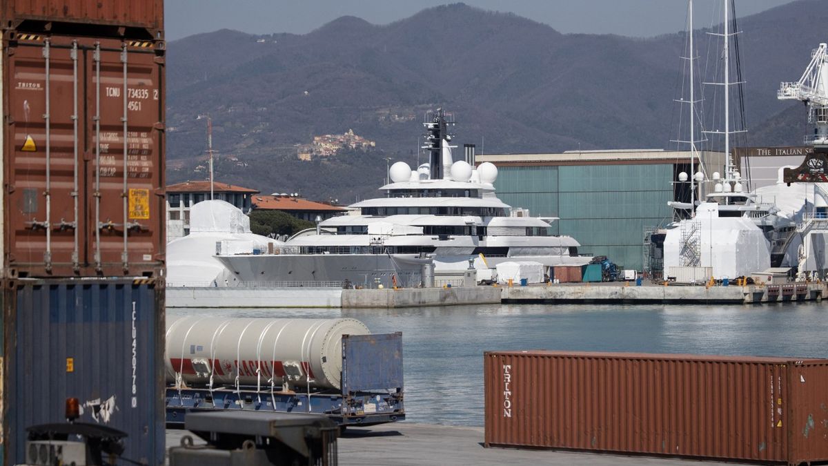 super yacht di putin