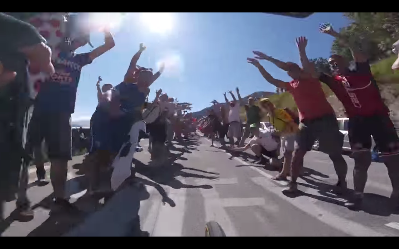 A Mexican wave on l'Alpe d'Huez during the Tour de France