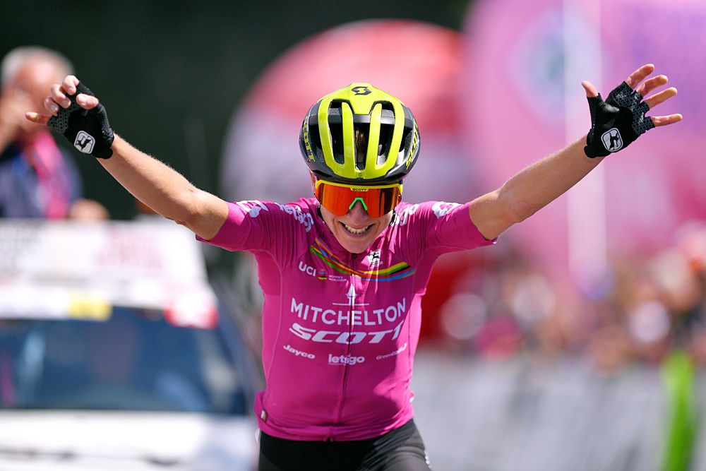 Annemiek van Vleuten (Mitchelton-Scott) wins queen stage 5 at the Giro Rosa