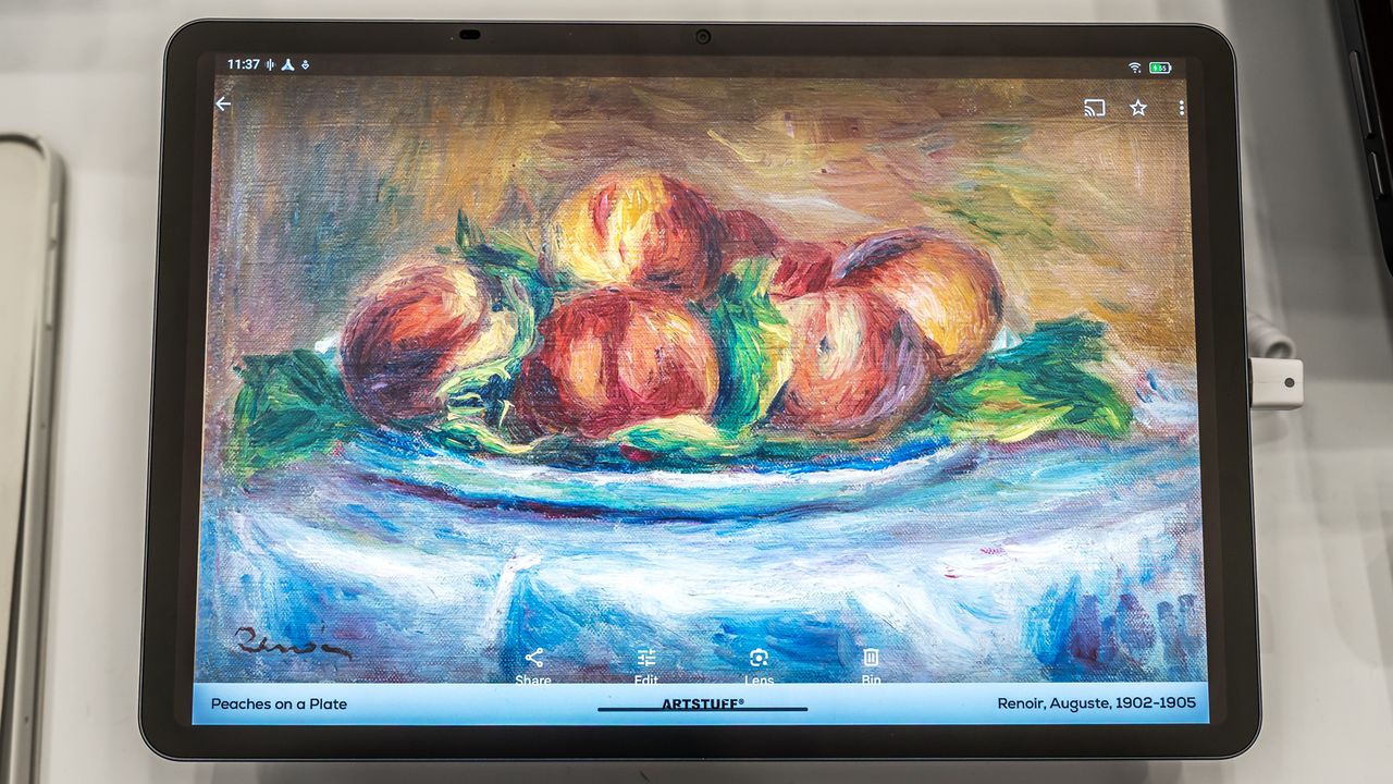 Screen showing painting on TCL NXTPAPER 11 Plus.