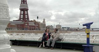 As the pair enjoy ice creams on Blackpool Pier, Cathy steels herself to tell Roy how she feels...