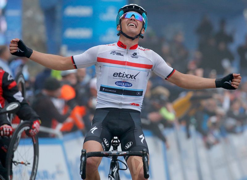 Julian Alaphilippe (Etixx-Quickstep) celebrates victory