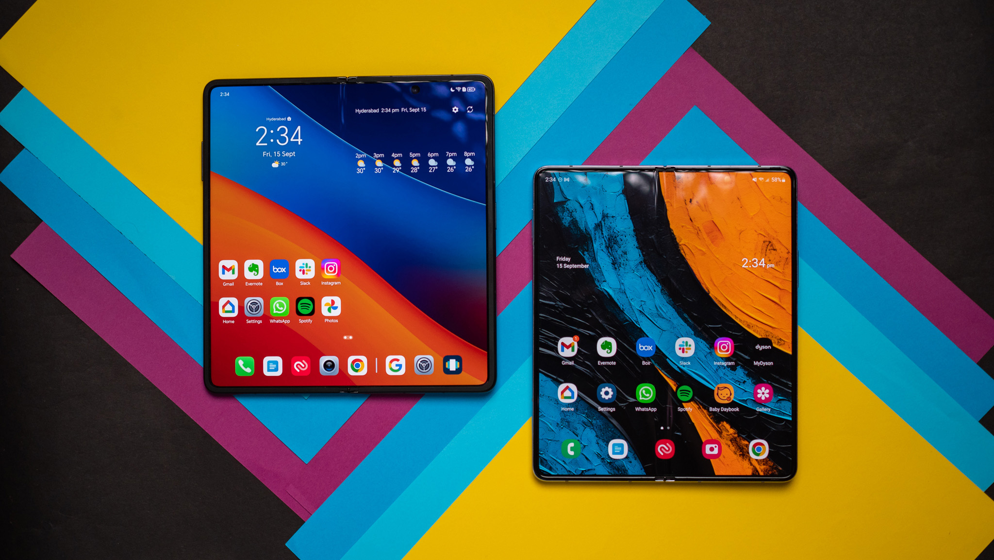 Inside screen of Honor Magic V2 and Galaxy Z Fold 5