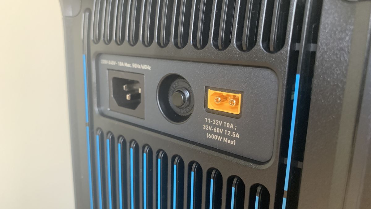 Anker SOLIX C1000 Portable Power Station