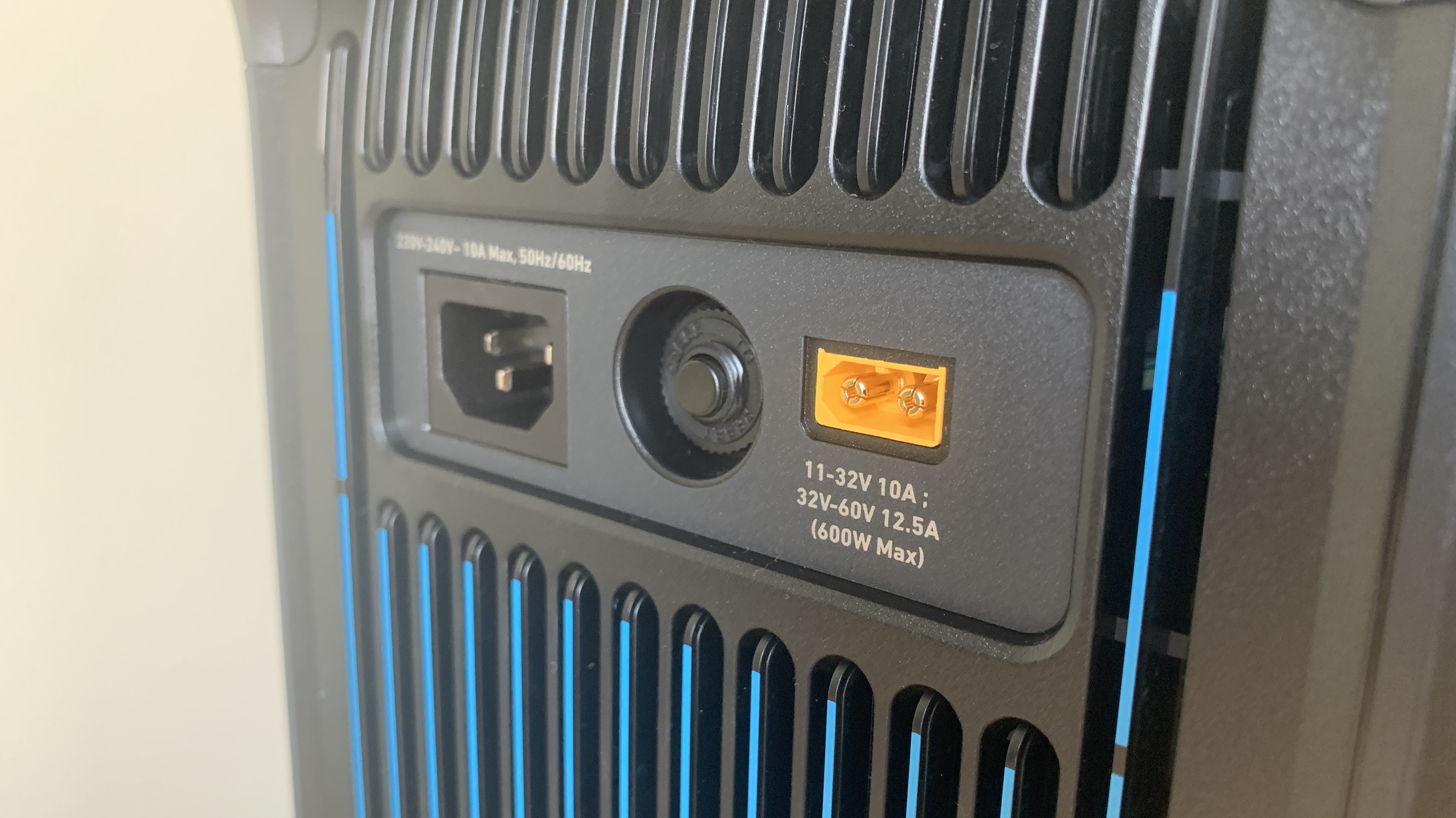 Anker SOLIX C1000 Portable Power Station