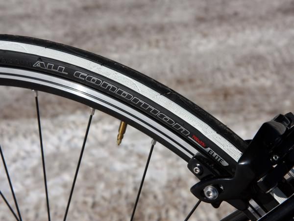 The Specialized All Condition tires grip well but are saddled with a rather wooden ride.
