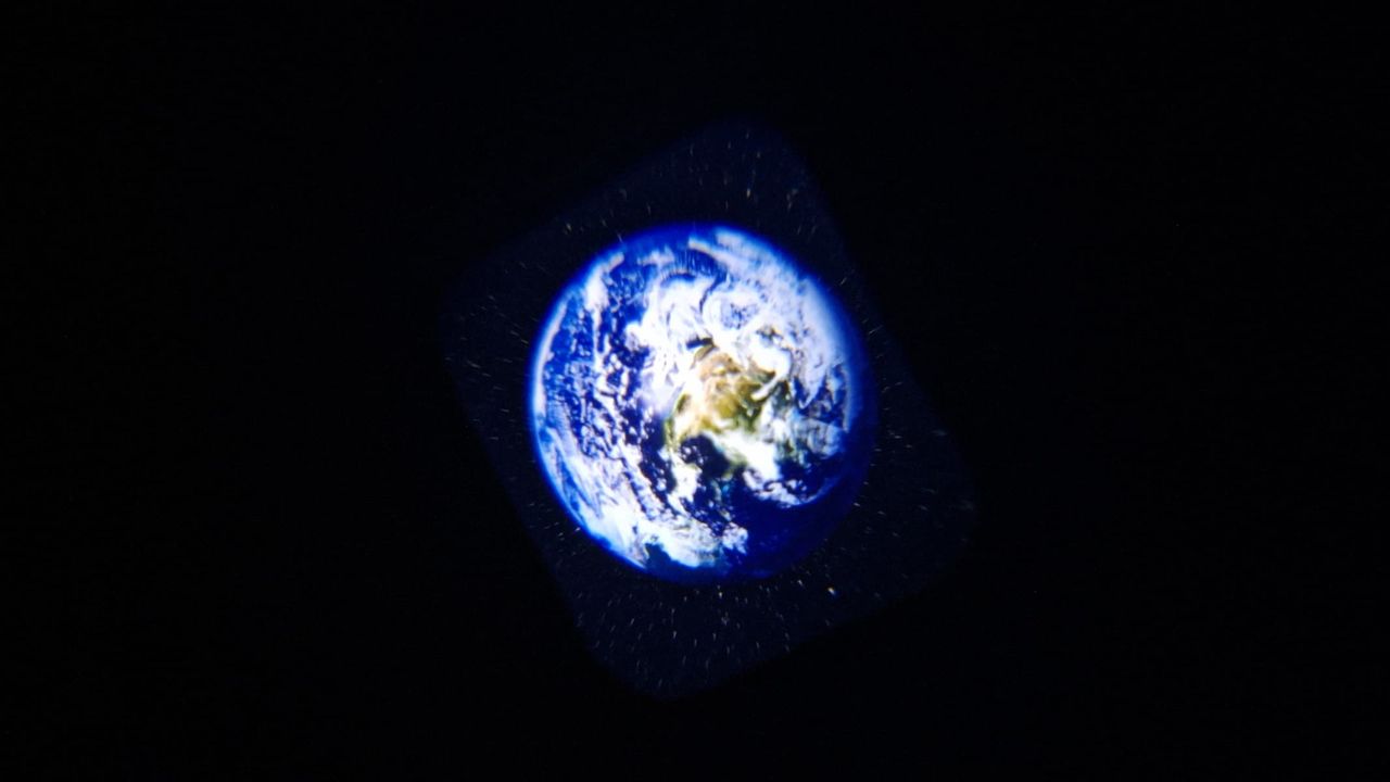 Smithsonian Planetarium Projector
