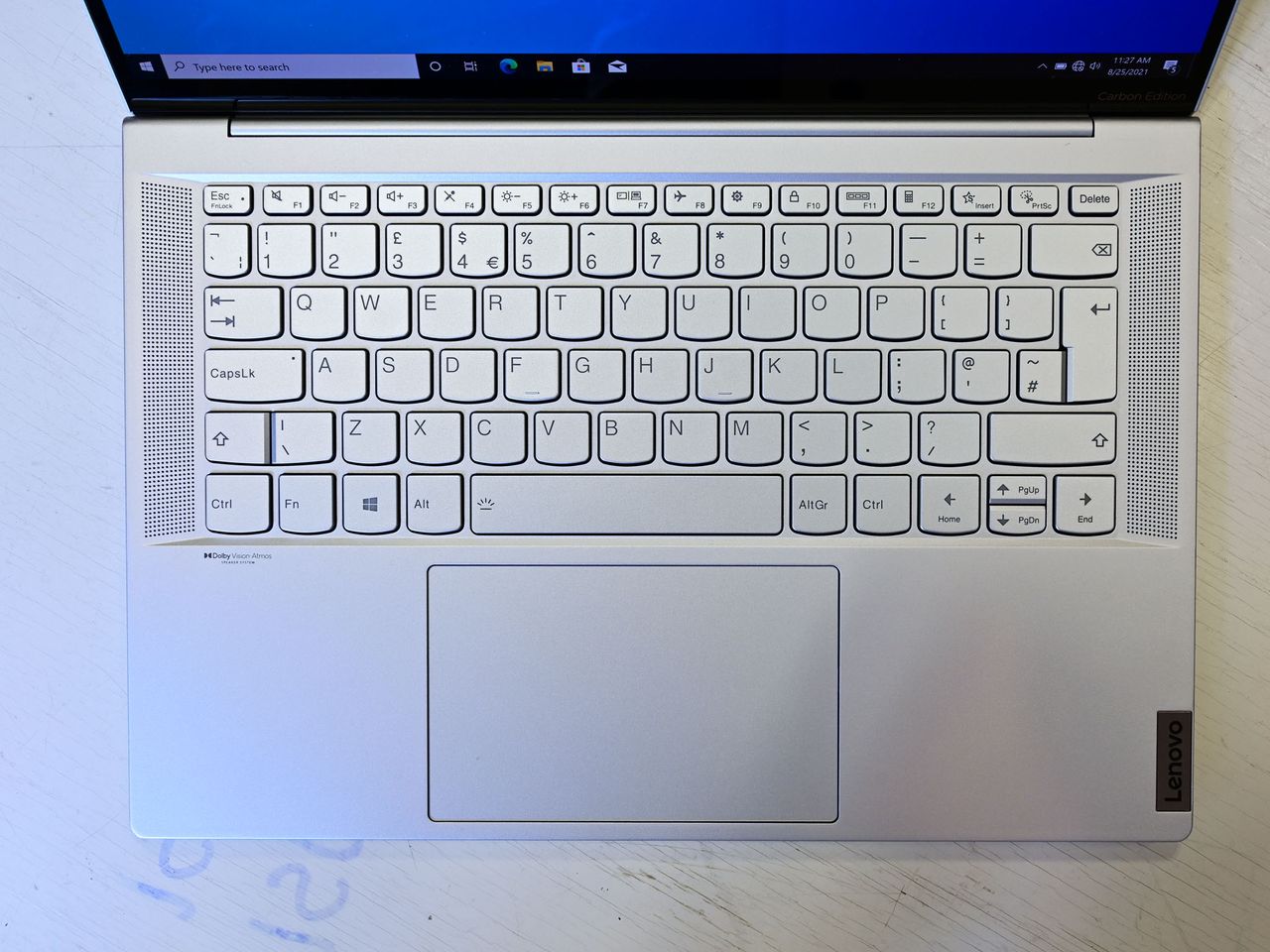 Lenovo Ideapad Slim 7 Carbon