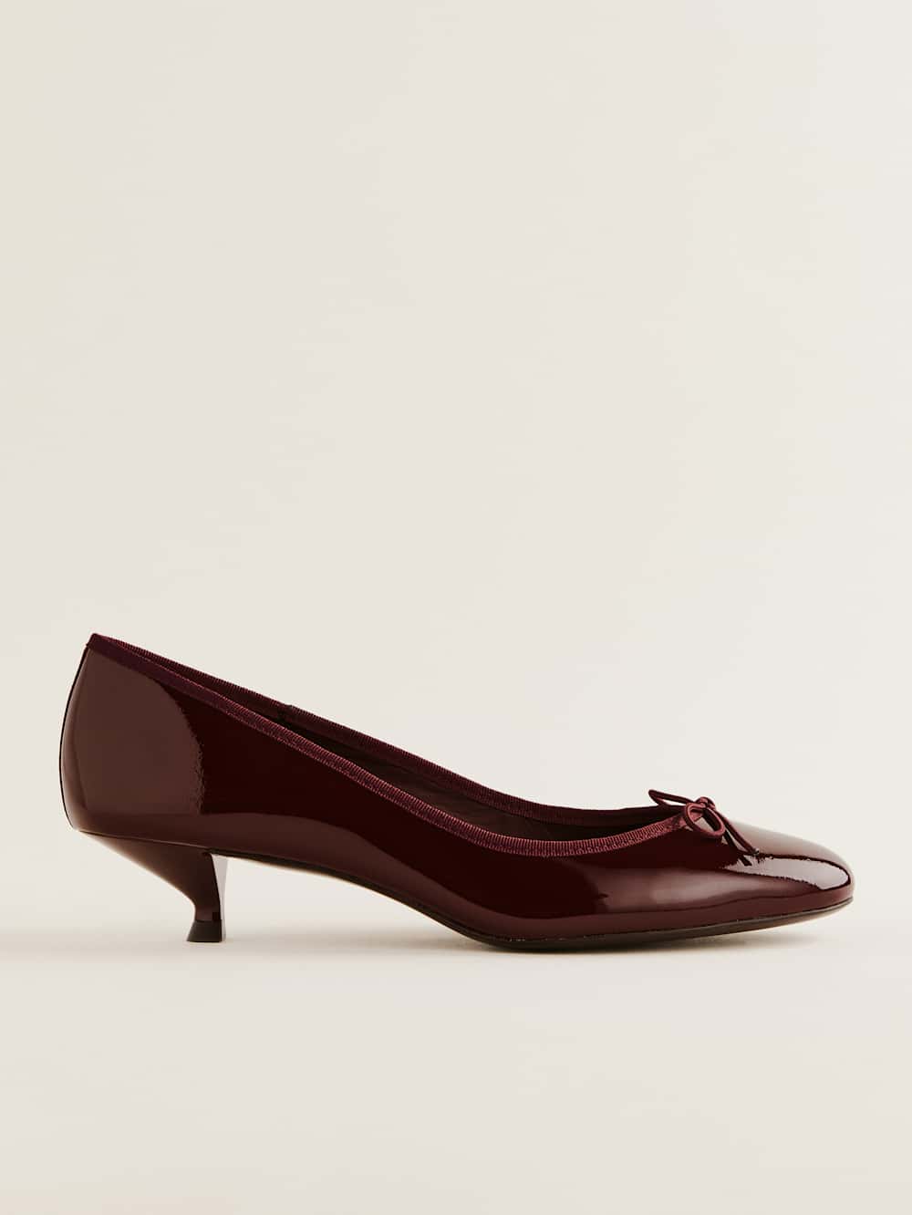 Renada Ballet Kitten Pump