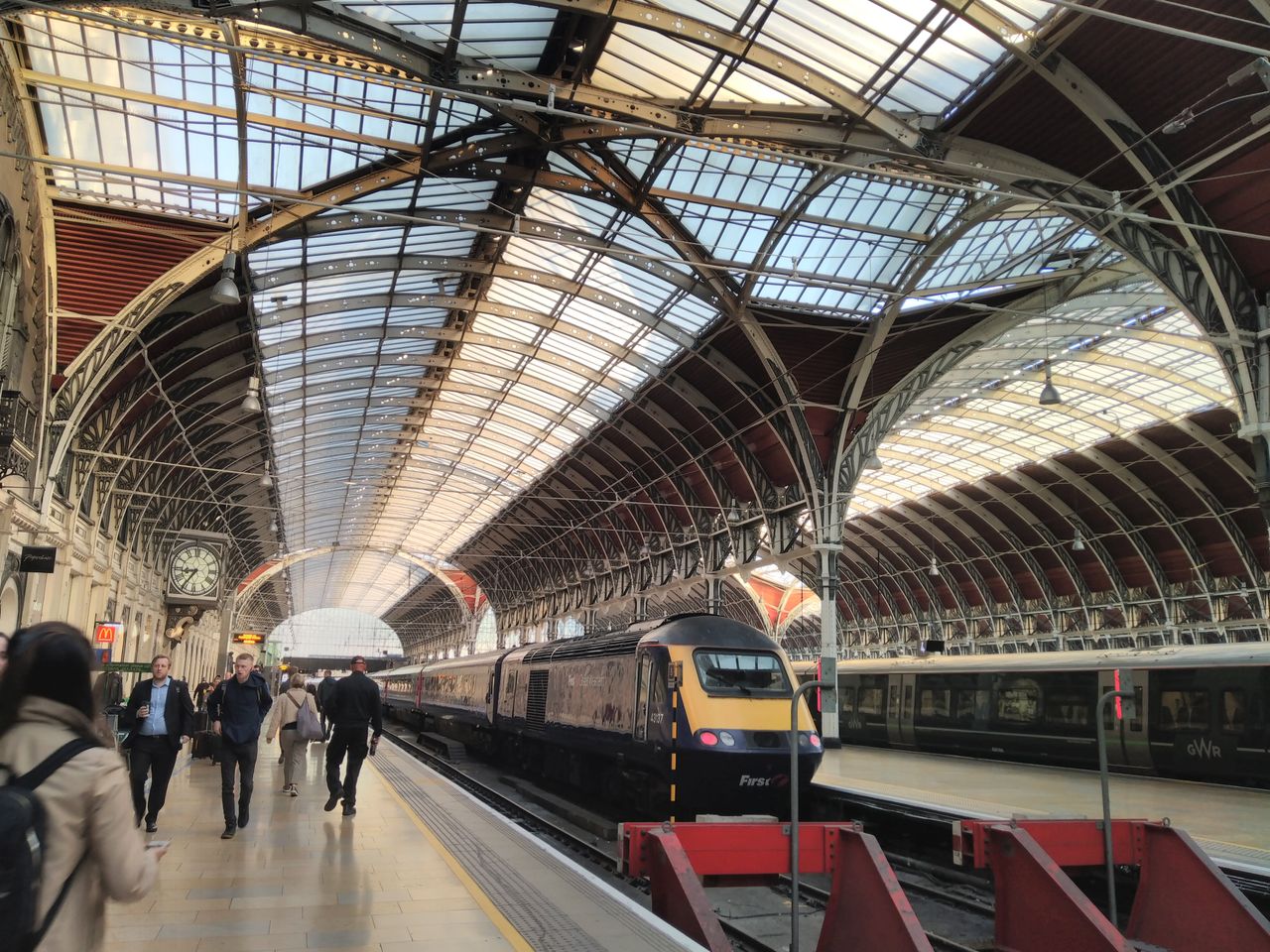 Paddington station shot with the HDR mode, to solid effect.