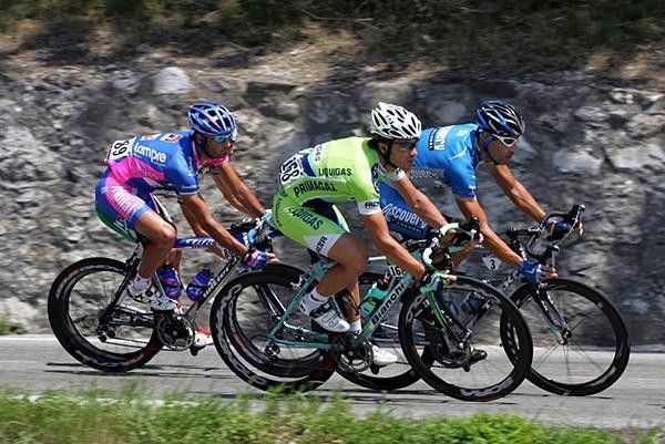 George Hincapie (Discovery) patrolled the front of the group with a teammate up the road.