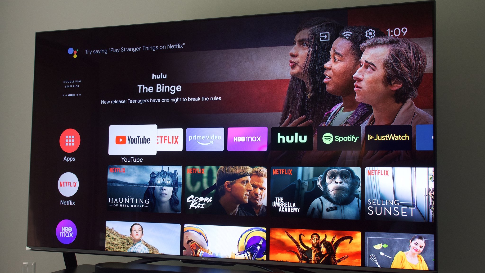 What's the difference between a Smart TV and Android TV?