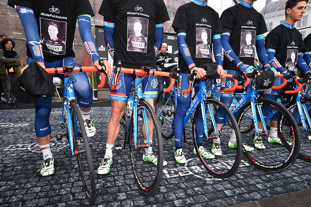 Wanty - Groupe Gobert pay their respects to Antoine Demoitie